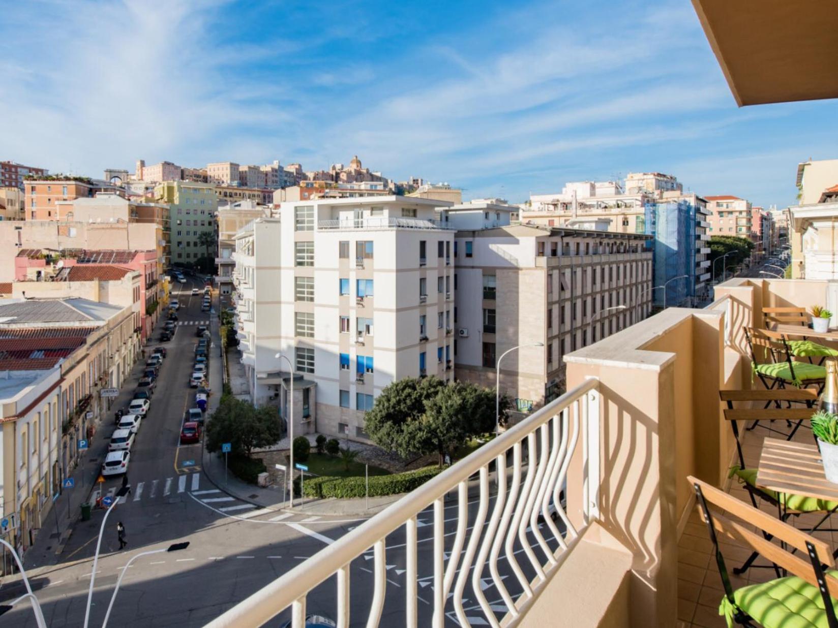 Cagliari Magica bellissimo appartamento panoramico in centro Esterno foto