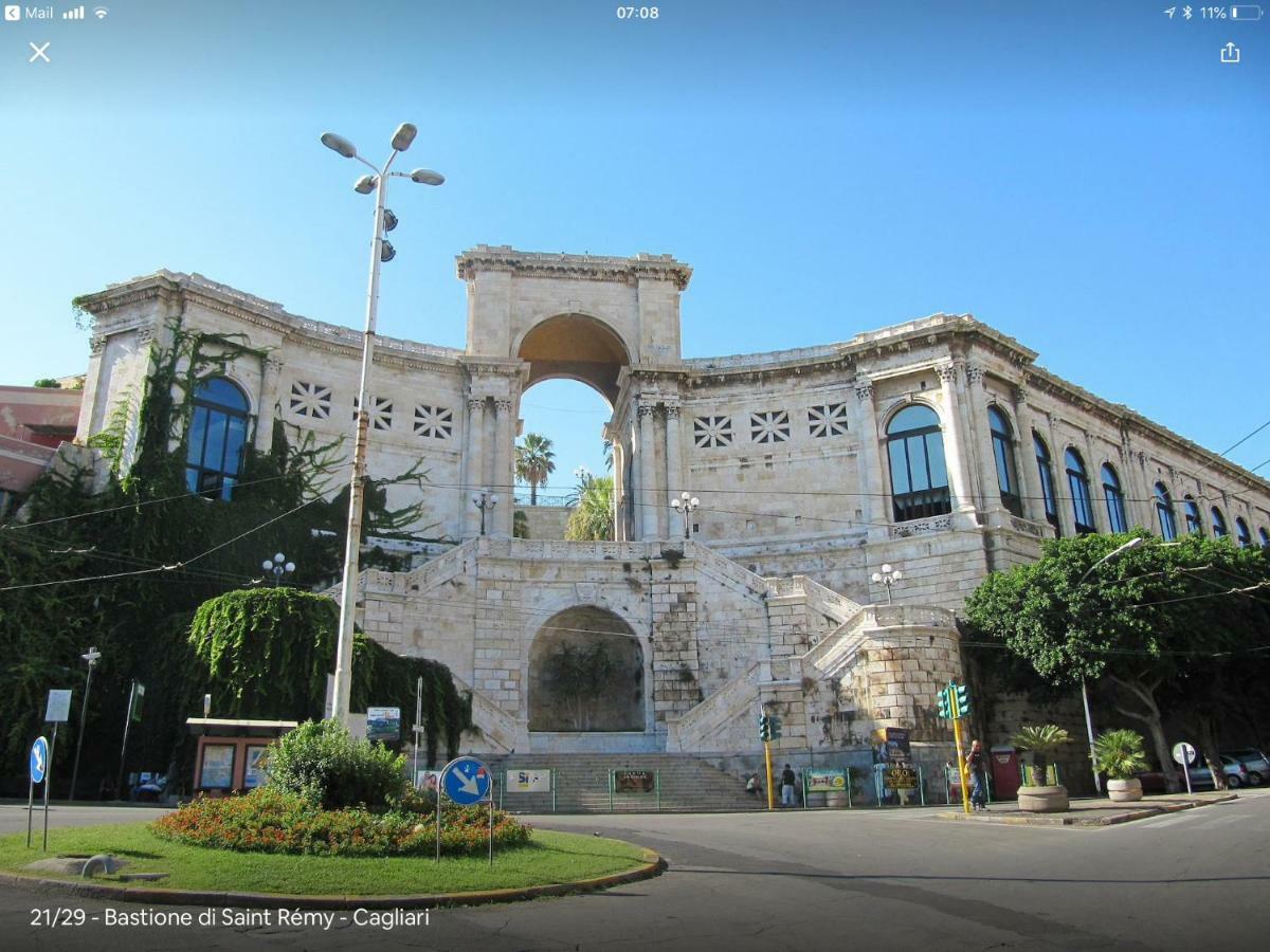 Cagliari Magica bellissimo appartamento panoramico in centro Esterno foto